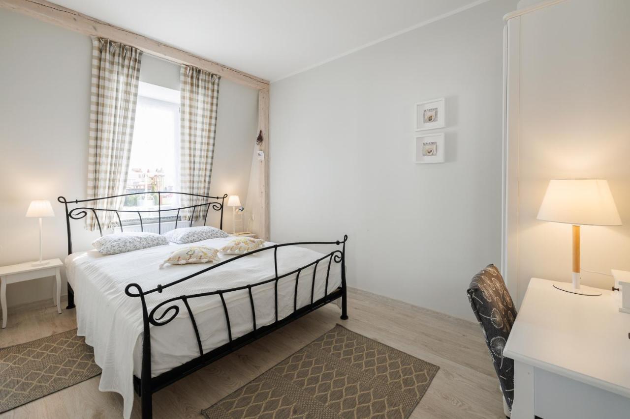 レバルApartament Prowansalskiアパートメント エクステリア 写真