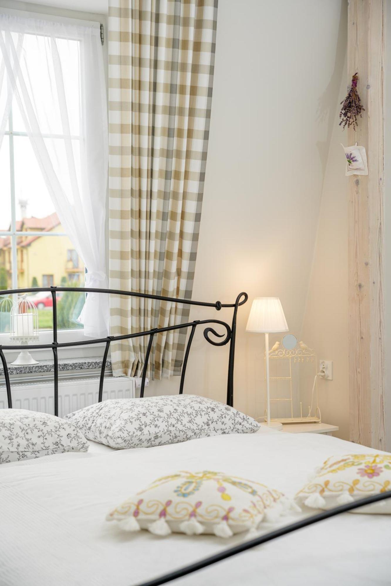 レバルApartament Prowansalskiアパートメント エクステリア 写真